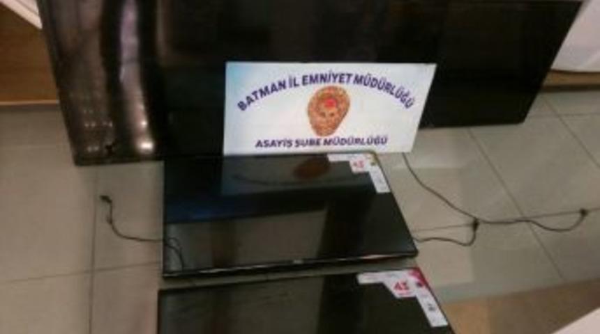 Beyaz Eşya Hırsızı Kovalamaca Sonucu Yakalandı