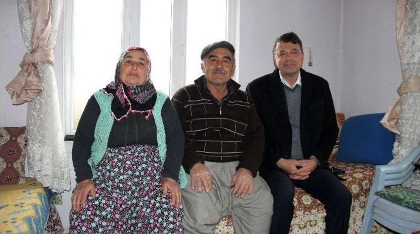 Silifke Belediyesi Soğuk Kış G&uuml;nlerinde Vatandaşların Yanında Oluyor