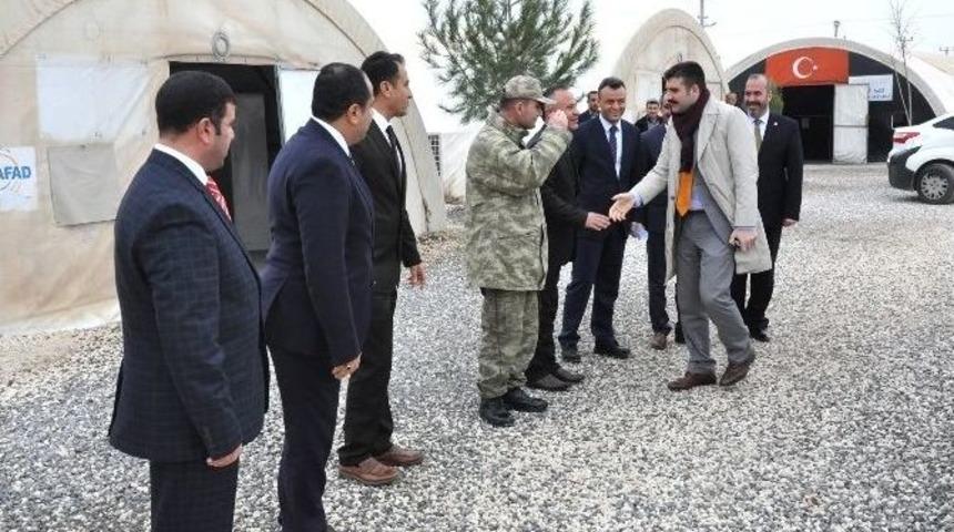 Yeni Kaymakam Yosunkaya, İlk Ziyaretini &Ccedil;adır Kentte Yaptı