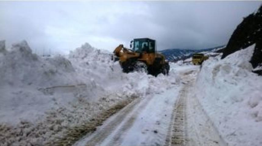 Adıyaman&rsquo;da 28 K&ouml;y Ve 44 Mezraya Ulaşım Sağlanamıyor