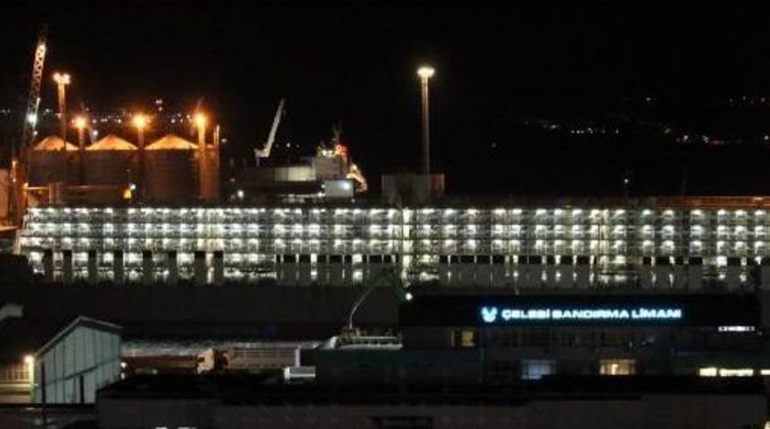 Otel Değil, Angus Gemisi