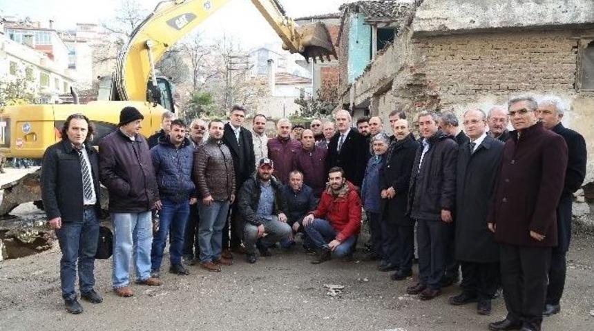 G&uuml;zelyalı&rsquo;da Ulaşım Rahatlıyor