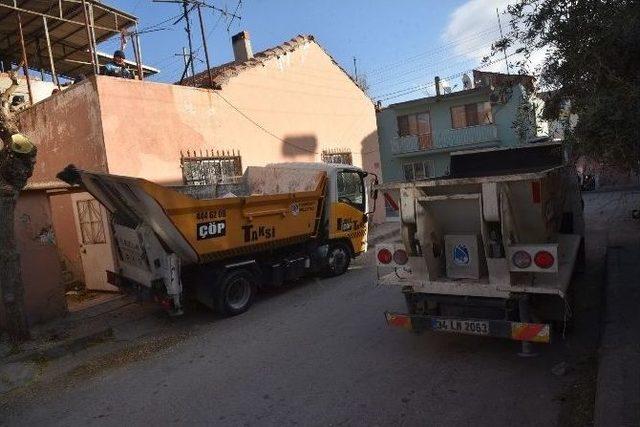 Manisa’da Bir Evde 4 Kamyon Çöp Çıktı