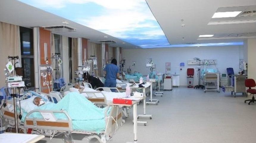 Yoğun Bakım Hemşireliği Sertifikalı Eğitimi Tamamlandı