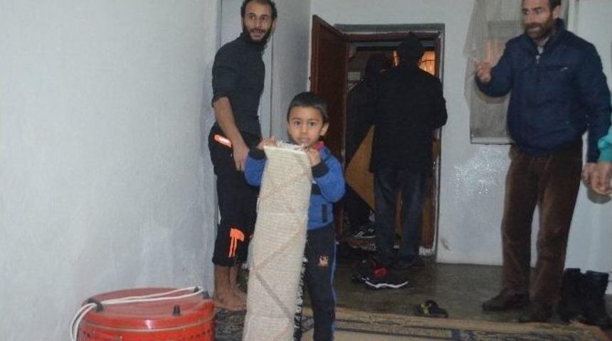 Suriyeli Ailelere Yardım