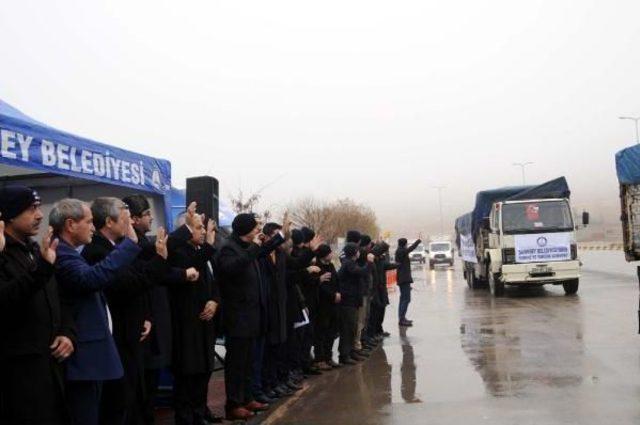 Gaziantep'ten, Suriye'ye 5 Kamyon Yardım