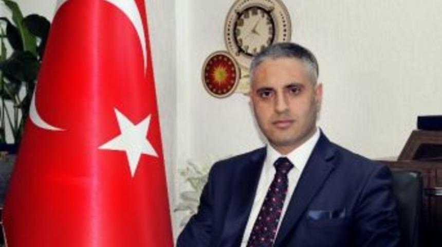 Canpolat: "şekerle Şerbetle Uğraşarak, K&uuml;lt&uuml;rle Alay Edilerek Siyaset Yapılıyor"