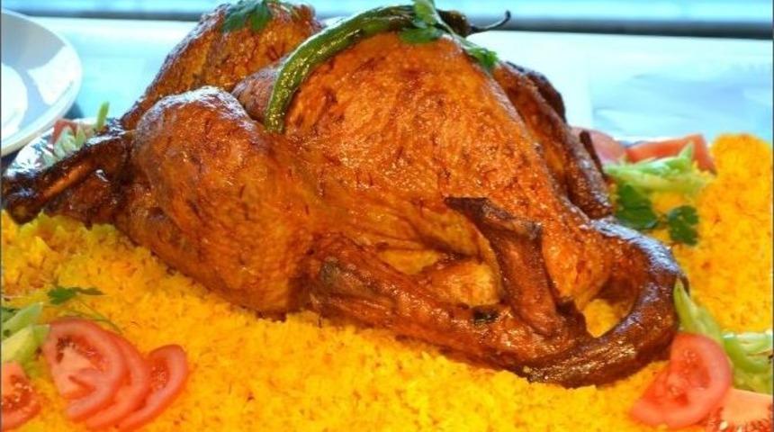 &Uuml;nl&uuml; Şeflerden Sultan Safranlı Yılbaşı Hindisi