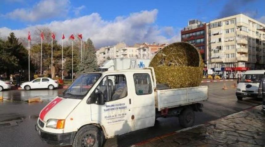 Kırklareli'de Yılbaşı S&uuml;slemeleri Şehitler Nedeniyle Kaldırıldı