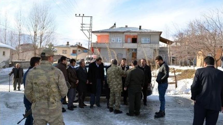 El-bab Şehidinin Baba Evinde Yas