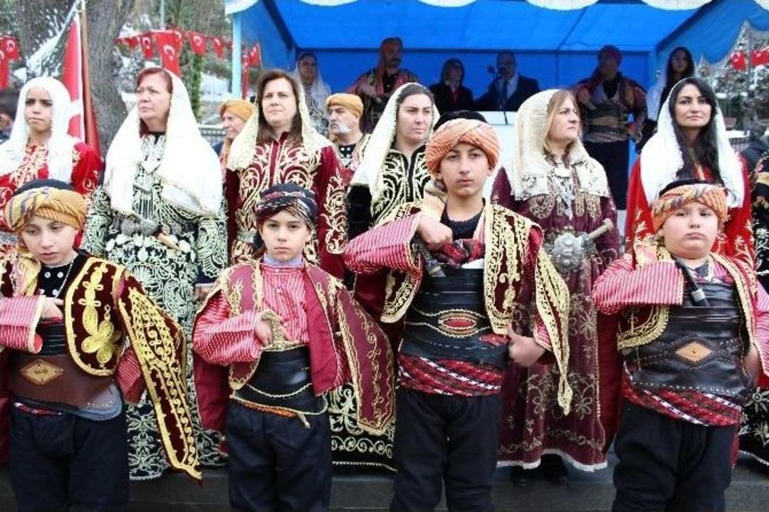 Soğuk Hava, Ata&rsquo;nın Ankara&rsquo;ya Gelişinin Yıl D&ouml;n&uuml;m&uuml; Kutlamalarını Durduramadı