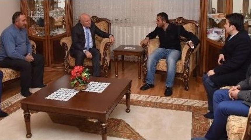 Başkan Sekmen Gazi Erg&uuml;n&rsquo;&uuml; Ziyaret Etti