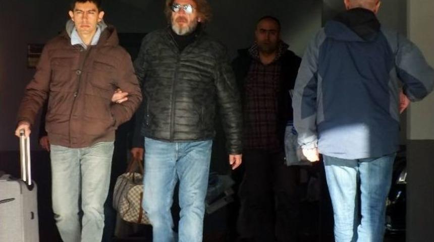 Askeri Geminin Komutanı Fet&ouml;&rsquo;den G&ouml;zaltına Alındı