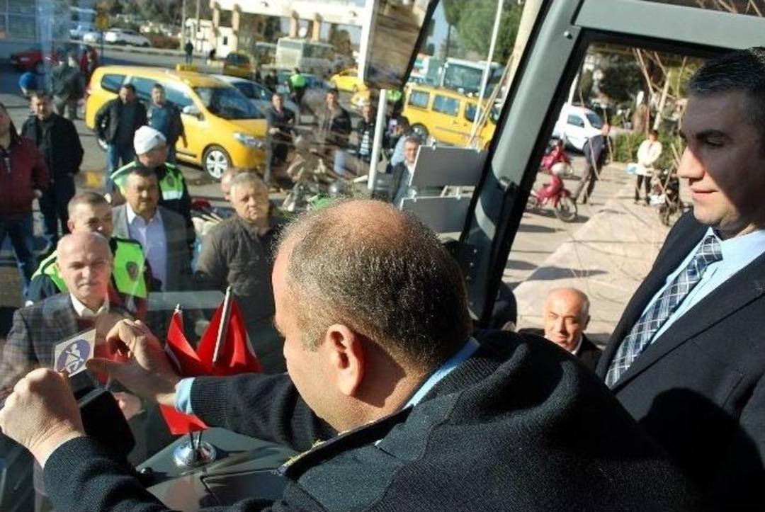 Trafik&rsquo;ten S&uuml;r&uuml;c&uuml;lere Emniyet Kemeri Uyarısı