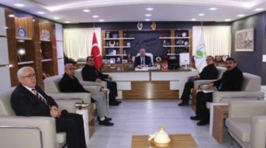 Karaalp&rsquo;ten Başkan Şahiner&rsquo;e Ziyaret