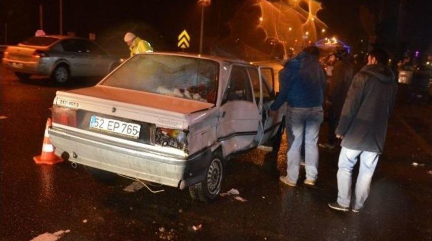 Fatsa&rsquo;da Trafik Kazası: 1 &Ouml;l&uuml;, 3 Yaralı