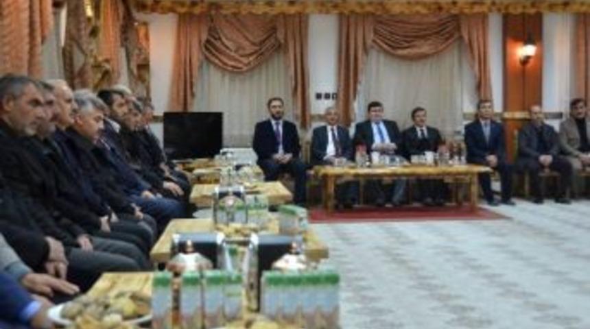 Suriye Ve Halep İ&ccedil;in Yardım Toplantısı Yapıldı