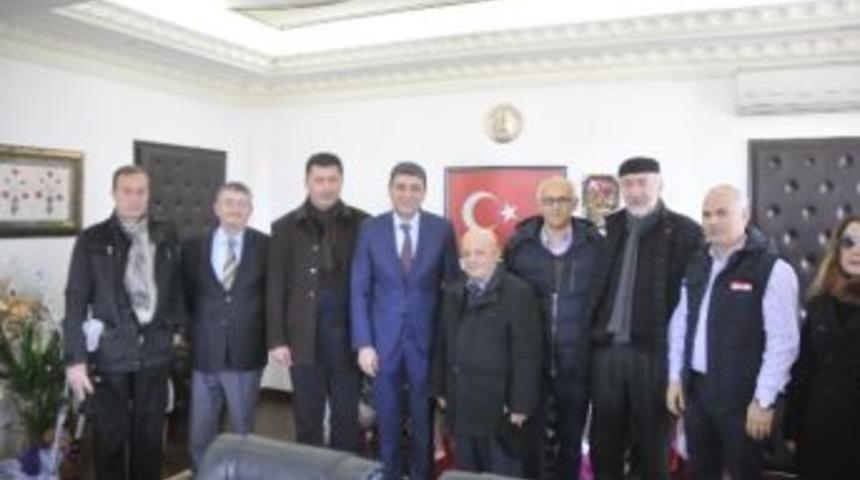 Kaymakam &Ouml;zt&uuml;rk&rsquo;e Gazetecilerden Ziyaret