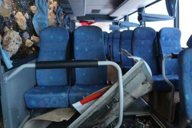 Gaziantep'te Ptt Servisi Devrildi: 6 Yaralı