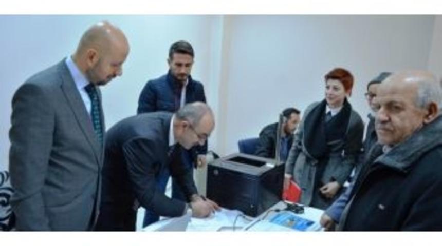 Doğalgaz İ&ccedil;in İlk Abonelik Başvurusunu Başkan Şinasi G&uuml;lc&uuml;oğlu Yaptı