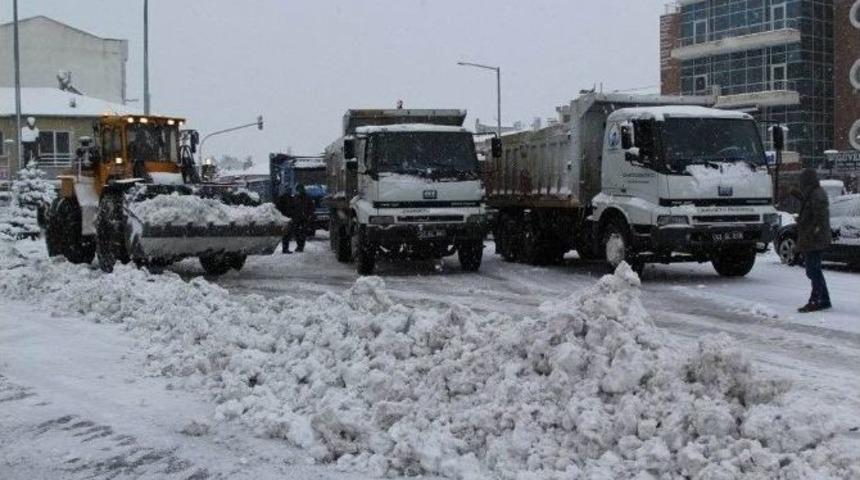 Cihanbeyli&rsquo;de Karla M&uuml;cadele &Ccedil;alışmaları S&uuml;r&uuml;yor