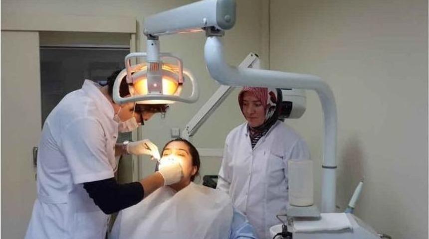 Ke&ccedil;i&ouml;ren Belediyesinden Vatandaşlara Diş Bakımı Hizmeti