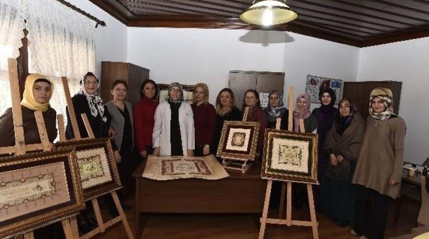 Hat Ve Tezhip&rsquo;in En G&uuml;zel &Ouml;rnekleri Belmek&rsquo;lerde