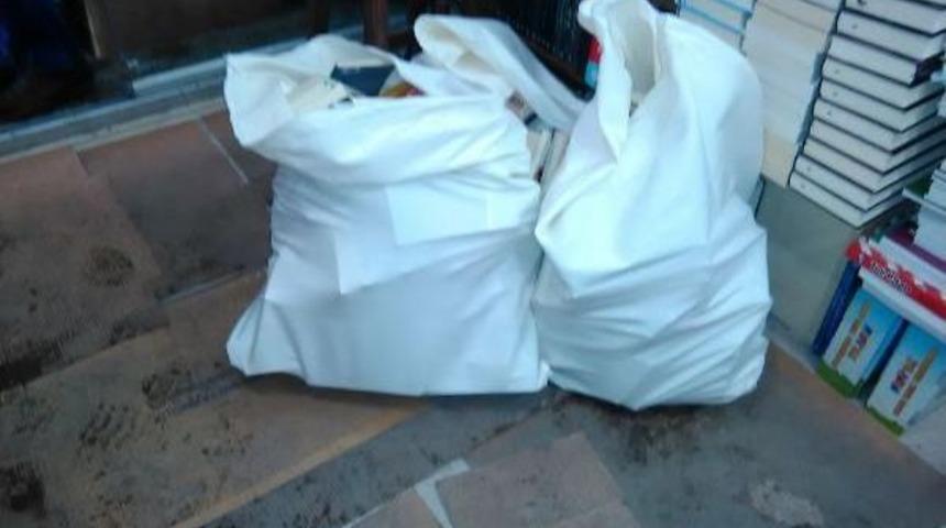 Malatya&rsquo;Da 2 Bin 989 Korsan Kitap Ele Ge&ccedil;ti