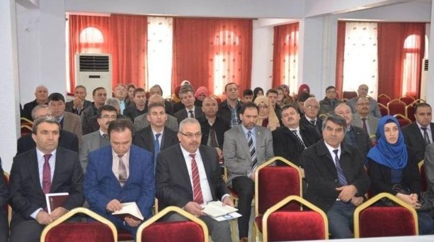 Okul Müdürleri Ve Okul Aile Birliği Başkanlarıyla İstişare Toplantısı