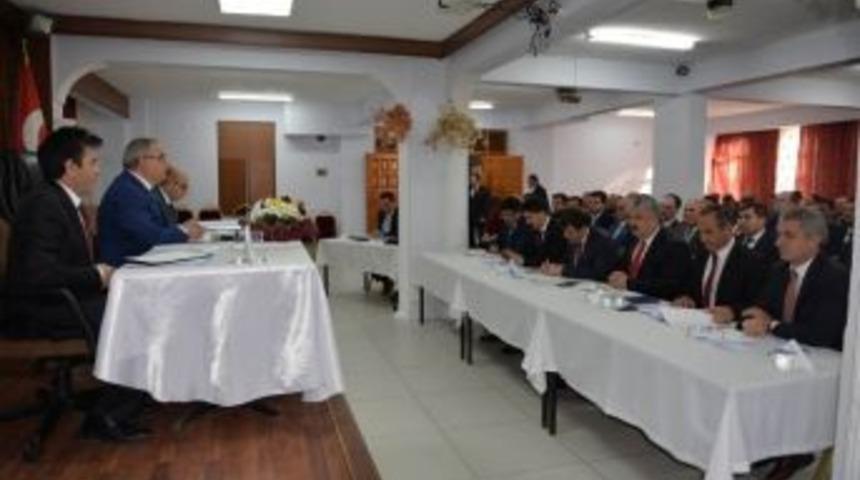 Vali Ahmet Hamdi Nayir: Vatandaşla G&ouml;r&uuml;şmemenin Mazereti Olamaz