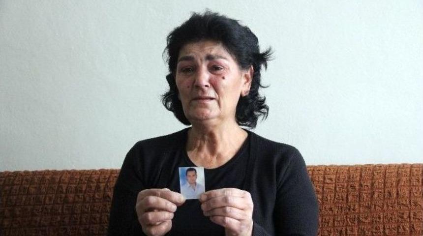 G&ouml;zyaşları İ&ccedil;inde Oğlunun Katilinin Yakalanmasını İstedi