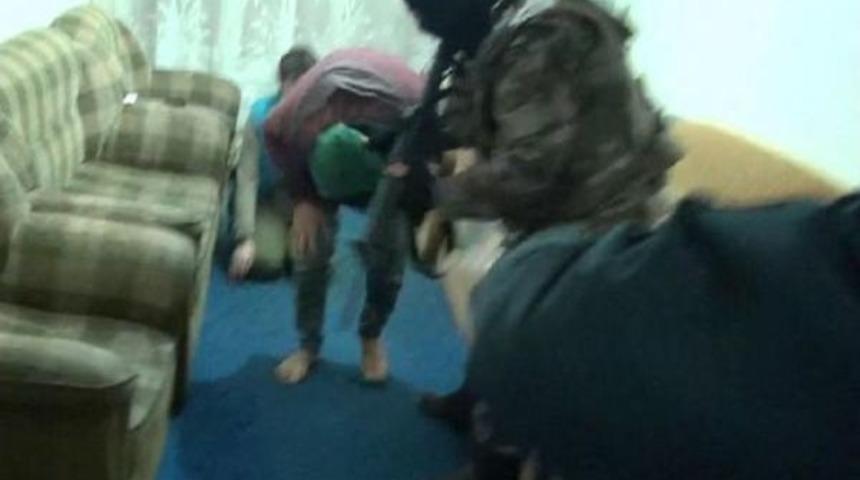 2'si Infazcı 7 Iraklı Deaş Militanı Sakarya'da Tutuklandı