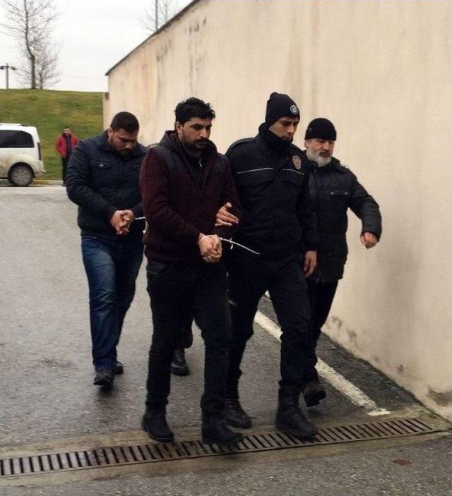 Sakarya’da 7’si Daeş, Bir Pkk’lı, Bir Dhkp-c’li Adliyeye Sevk Edildi