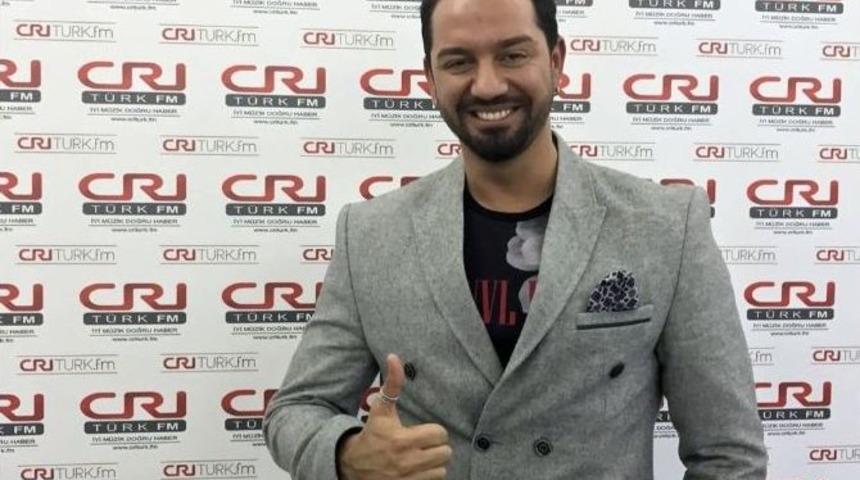 Barış Kömürcüoğlu: “starlar Gençlerin Önünü Kesiyor”