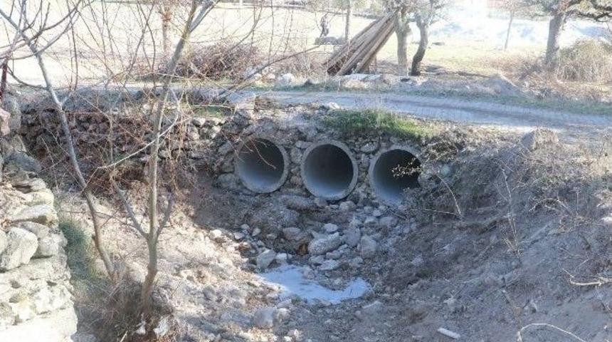 Yunusemre&rsquo;nin Dereleri Temizleniyor