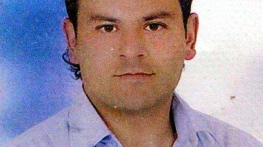 Oğlu 3 Yıl &Ouml;nce Bar Kavgasında &Ouml;ld&uuml;r&uuml;len Anne, Katilin Yakalanmasını Istiyor