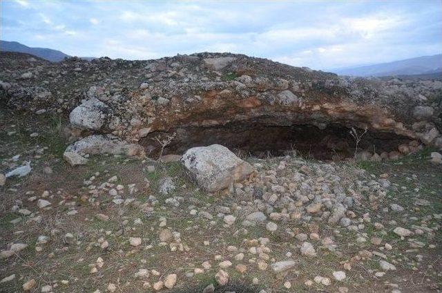 Batman&rsquo;da Bomba Yapımında Kullanılan Malzemeler İle 3 Sığınak Ele Ge&ccedil;irildi 2