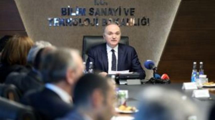 Bakan &Ouml;zl&uuml;: "y&uuml;ksek Teknolojili &Uuml;r&uuml;nleri Tasarlayabilen Ve &Uuml;retebilen Bir Sanayi Sekt&ouml;r&uuml; İnşa Edeceğiz"