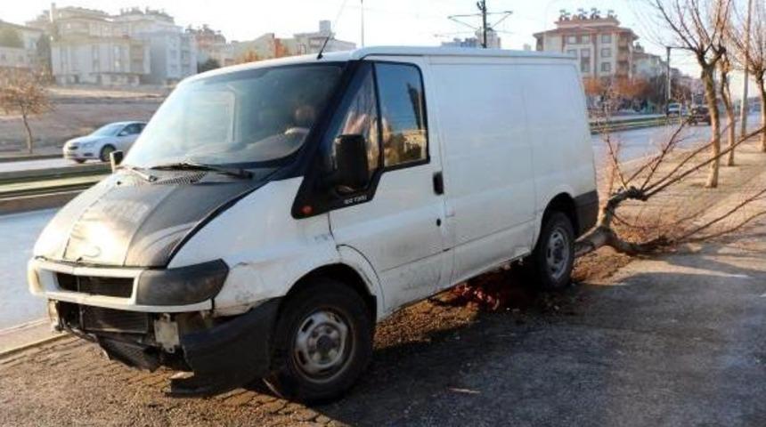 Gaziantep'te Buzlanma Kazaları: 1 &Ouml;l&uuml;, 40 Yaralı