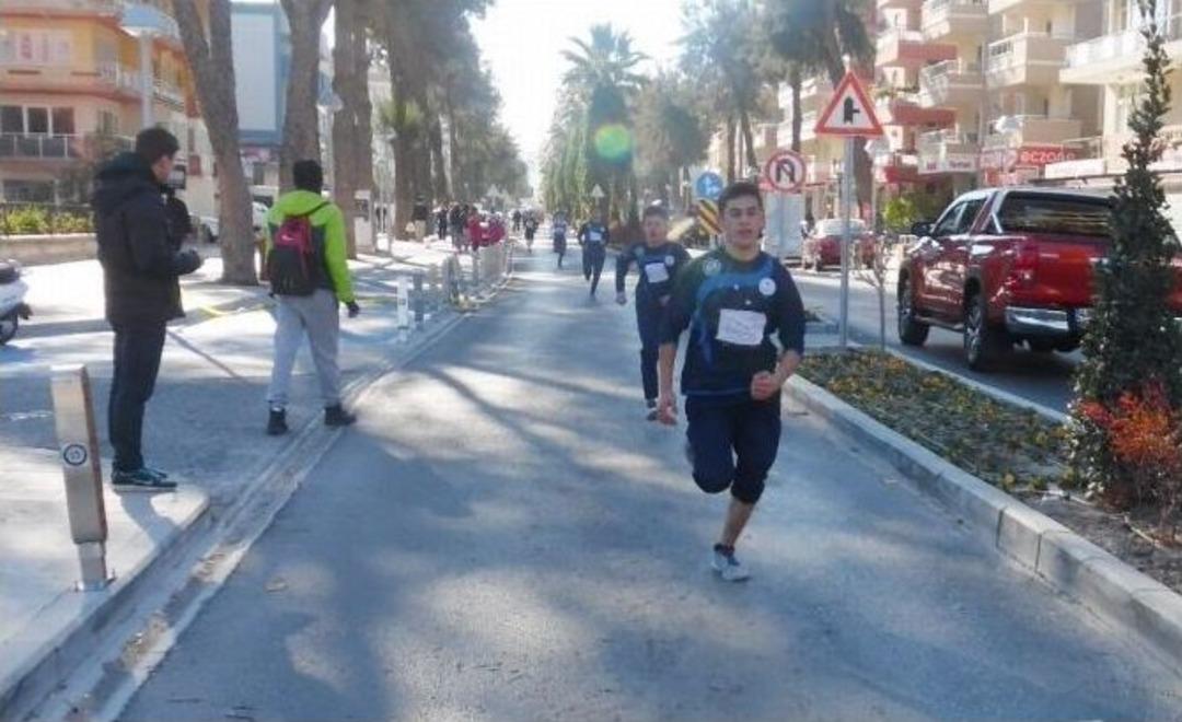 Milaslılar Atat&uuml;rk İ&ccedil;in Koştu