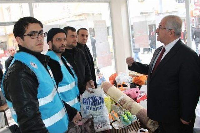 Siirt’te Halep İçin Yardım Kampanyası Sürüyor