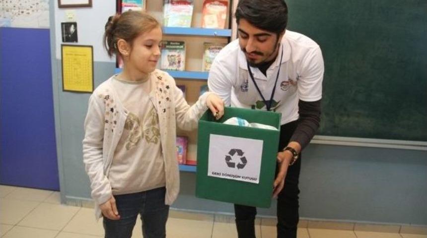 &Ouml;ğrenciler Atıkları Kaynağında Ayrıştırmayı &Ouml;ğreniyor