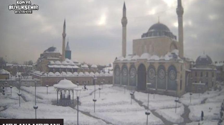 Konya’daki Kar Manzarası Şehir Kameraları İle İzleniyor