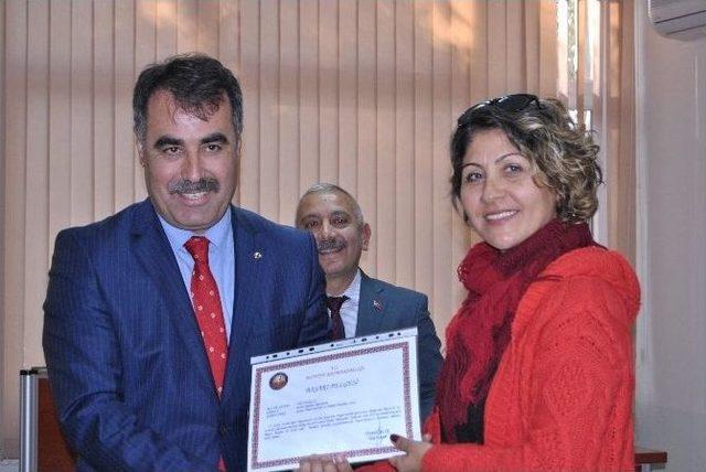 Fethiye’de Milli Eğitim Personeline Başarı Belgesi Verildi