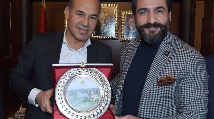 &ldquo;otomotiv Sekt&ouml;r&uuml;nde Yerli &Uuml;retim G&ouml;n&uuml;lden Desteklenmeli&rdquo;