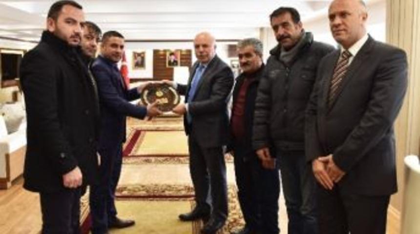 Ehd&rsquo;den Başkan Sekmen&rsquo;e Ziyaret