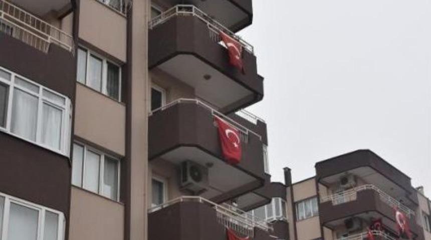 El Bab Şehidi Astsubay Furkan Yavaş'ı, Ailesi El Ele Uğurladı (2)