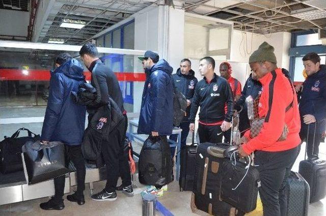 Trabzonspor Denizli&rsquo;ye Gitti 1