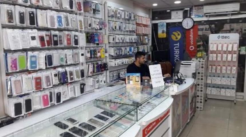 G&uuml;venlik Kamerasını Da &Ccedil;aldı