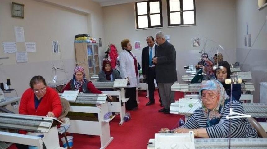 Kursiyerden Halep &Uuml;ş&uuml;mesin Kampanyası